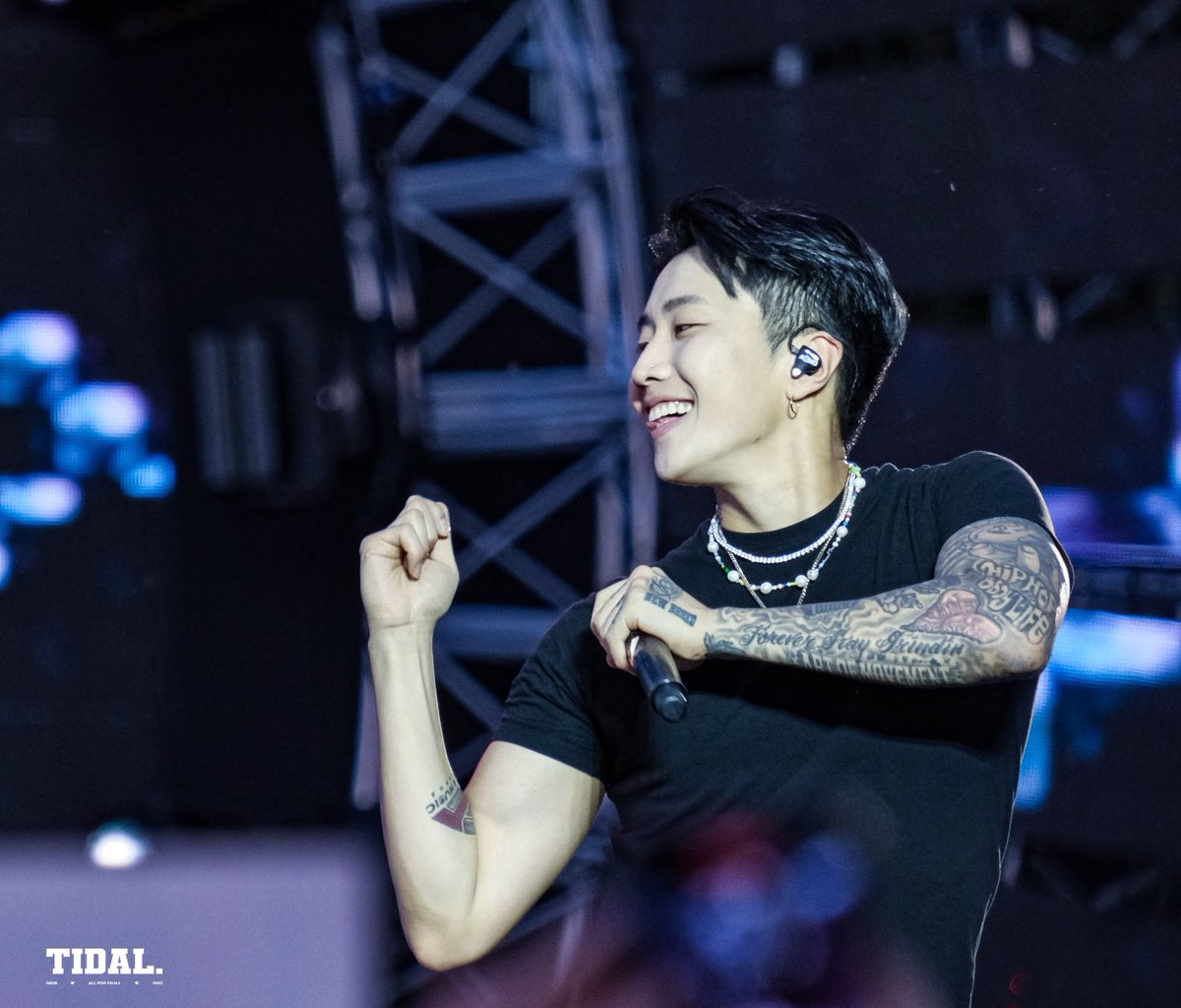 jayjayparkpark's tweet photo. 2022박재범한테서 개찐한 남자향수냄새나..(p) https://t.co/h6O3BdWFQe