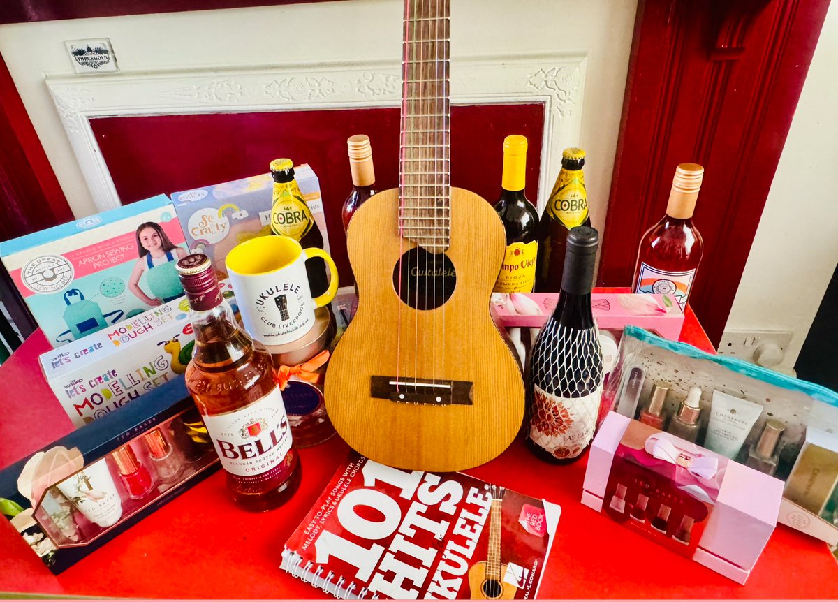 Tickets for the UCL Spring Celebration are now SOLD OUT!! Thanks for your support! You can still be in with a chance to win one of our mega raffle prizes to help raise funds for @ZoesPlaceLiv by visiting: ukuleleclub.org.uk/store/p86/ucl_…