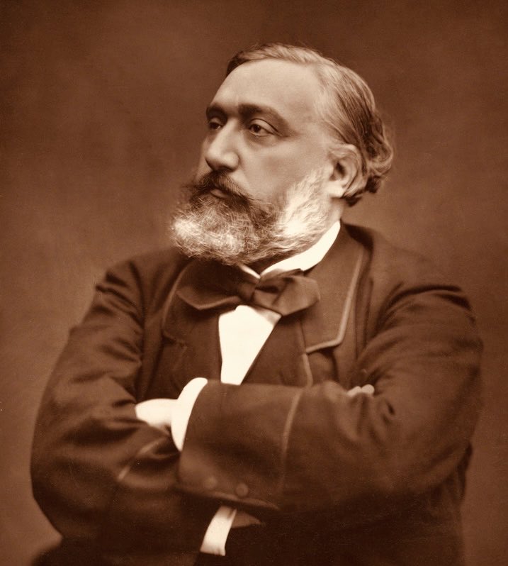 #CavemanCrisis #MammothMoodSwings
#PrehistoricPerplexity #WTFAtavisme
 #ConfusionConnoisseur