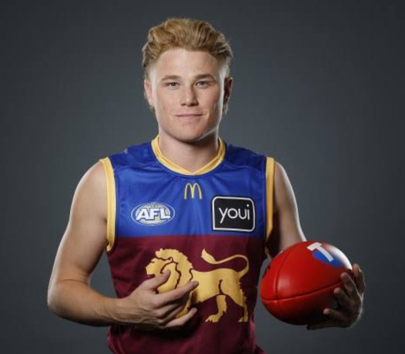 Nic Corona tweet media