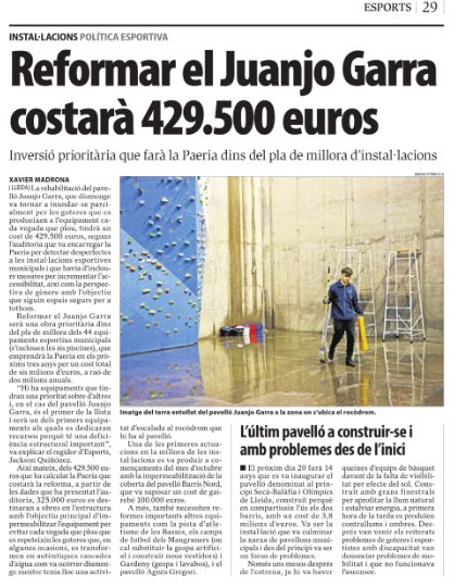 XavierEstradaF1's tweet image. No se si “les botigues floreixen” @paerialleida , però els equipaments… gotegen.
Reformes als equipaments com el Juanjo Garra que no arriben. Mentrestant, al pavelló Agnès Gregori a Balàfia s’entrenen amb galledes i cubells.
És un tema de prioritats 🤷‍♀️ #Esports #aigua #respecte