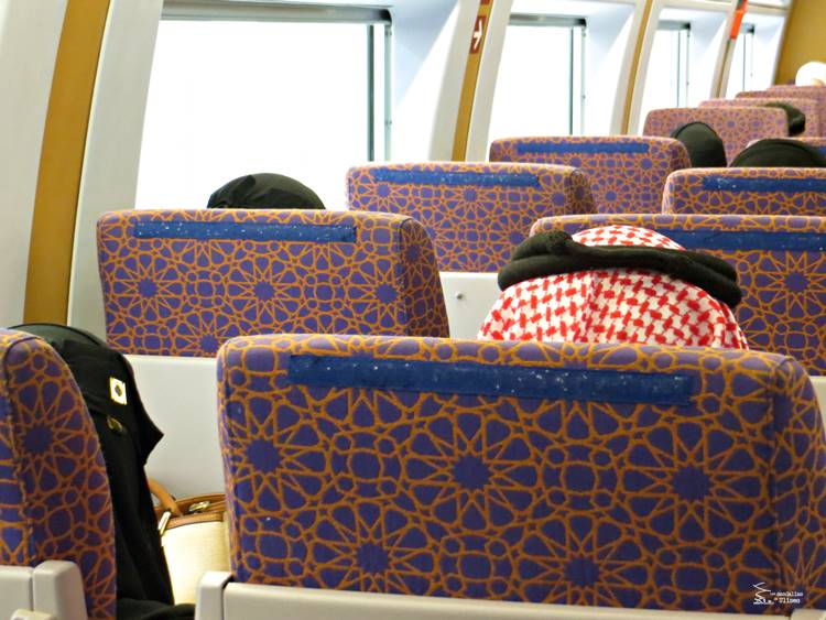 ❓¿Sabías que el tren de alta velocidad que conecta las 2 ciudades más Sagradas del Islam, (Medina - La Meca) en Arabia Saudí 🇸🇦, es un tren español 🇪🇸?
[NUEVO artículo ‼️] El AVE español de Arabia Saudí 👇
lassandaliasdeulises.com/tren-medina-la…