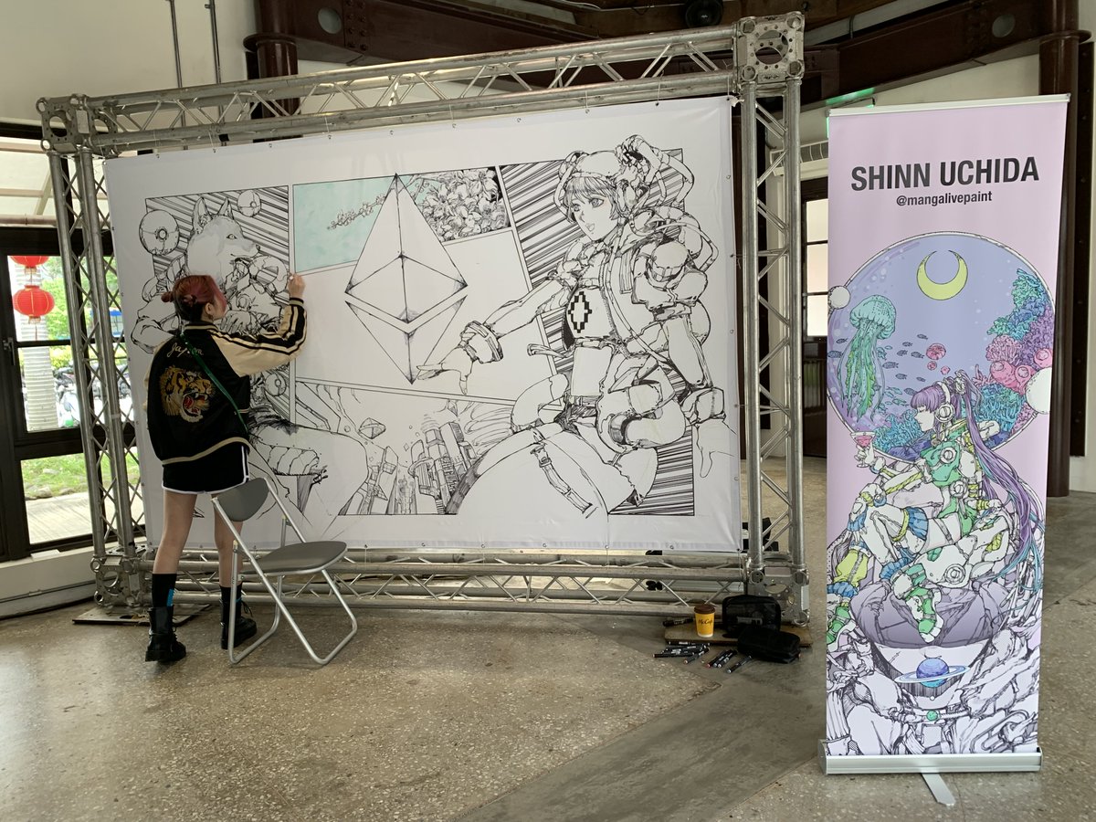 MattersLab's tweet image. Day 2 of @EthTaipei , Besides the conferences, there is a live painting featuring @mangalivepaint, who is known as a globally renowned live painter and manga artist 🖌️
@web3matters_zh #ETHTaipei2025 🇹🇼