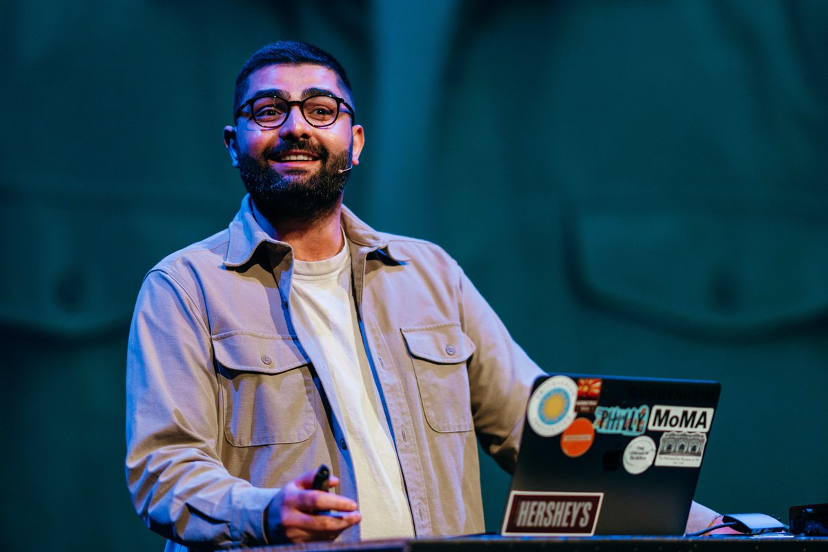 re_baar's tweet image. Little proud moment...
A few weeks ago I spoke at @vuejsamsterdam about micro-frontends and how to utilize @vuejs and @nuxt_js to get the best results.
One of those "firsts" I won't forget! (and hyped for the next ones :D)
#VueJsAmsterdam #Vue #Nuxt