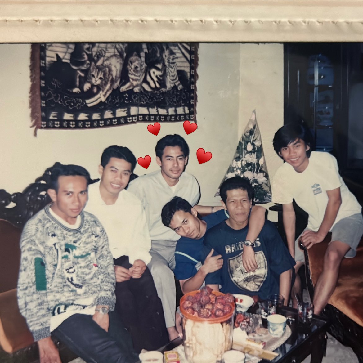 shashusi's tweet photo. oi.... bapak... gw.... ternyata.... ganteng.... banget.... https://t.co/a96Iq6gZgE