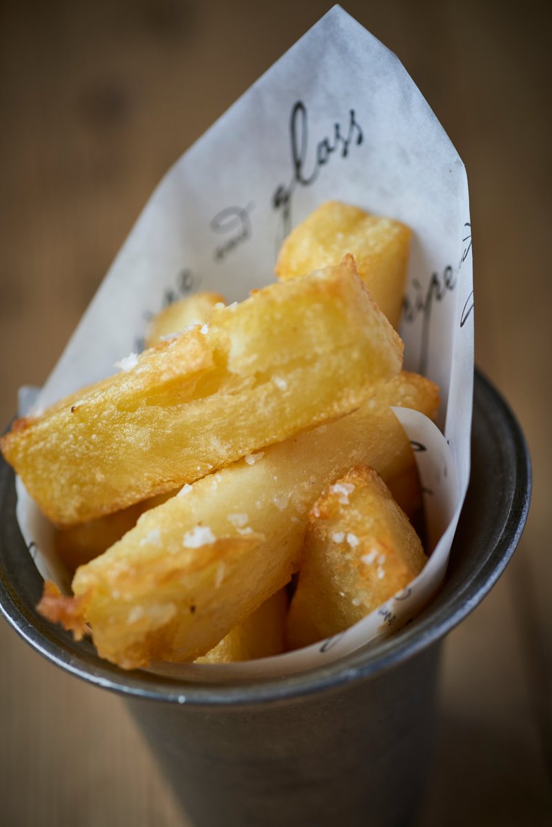 #Chips 
#pipeandglass #YORKSHIRE 
#nationsfavourite