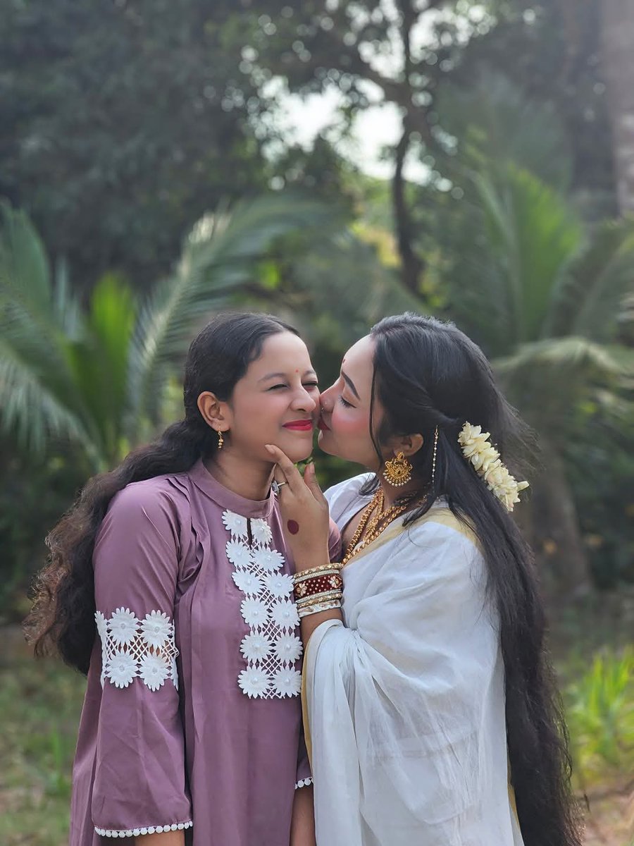 গৌরী মনি tweet media