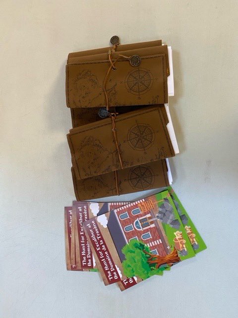 UCSModLangs's tweet image. After breakfast this morning, they tried their hand at traditional breadmaking and embarked on a treasure hunt in teams, also involving some archery!