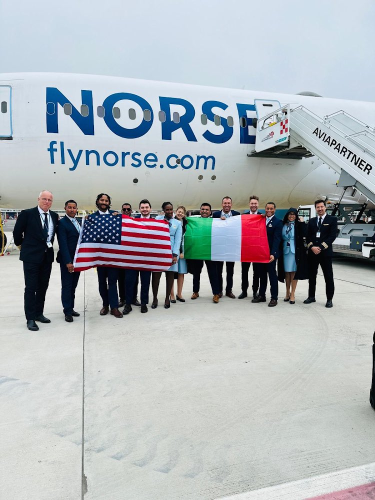 From the Eternal City to the City of Angels 🇮🇹✈️🇺🇸 

We’re thrilled to see our first of many flights from Rome (FCO) to Los Angeles (LAX) take off, connecting two iconic destinations.

Whether you're chasing Hollywood dreams or craving a taste of la dolce vita, your next