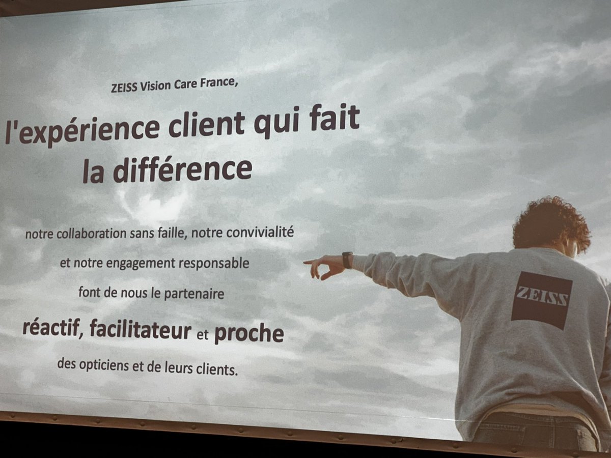 Jérôme MONANGE (@jeromemonange) on Twitter photo l’ #ExperienceClient chez <a href="/ZEISS_Group/">ZEISS Group</a>
👓se décline se définit dans
👉la promesse relationnelle
👉et une vraie orientation client
qui se traduit en 3 mots clefs 🔑
1 ➡️FACILITATEUR
2➡️RÉACTIF
3➡️PROCHE
aujourd’hui le groupe qui travaille en B2B avec plus de 2500 opticiens l’ #ExperienceClient chez <a href="/ZEISS_Group/">ZEISS Group</a>
👓se décline se définit dans
👉la promesse relationnelle
👉et une vraie orientation client
qui se traduit en 3 mots clefs 🔑
1 ➡️FACILITATEUR
2➡️RÉACTIF
3➡️PROCHE
aujourd’hui le groupe qui travaille en B2B avec plus de 2500 opticiens