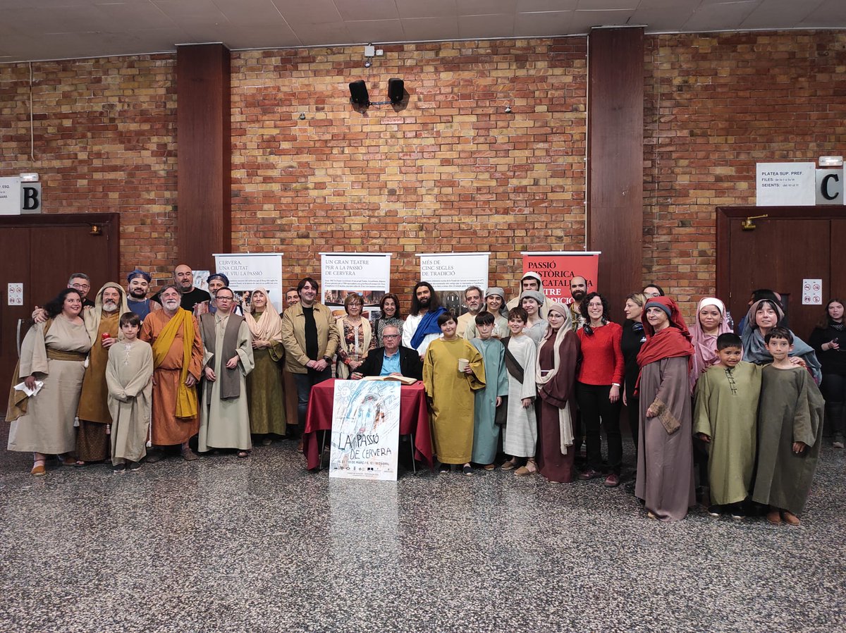 Consell Comarcal de la Segarra (@ccsegarra) on Twitter photo 👉 El President del Consell Comarcal <a href="/ramonaugegene/">Ramon Augé Gené</a> acompanyat de les vicepresidentes Imma Secanell i Anna Rius, assisteixen a una de les representacions de la @lapassiodecervera
🔝Enhorabona a @lapassiodecervera per la gran tasca cultural i les magnífiques representacions😍 👉 El President del Consell Comarcal <a href="/ramonaugegene/">Ramon Augé Gené</a> acompanyat de les vicepresidentes Imma Secanell i Anna Rius, assisteixen a una de les representacions de la @lapassiodecervera
🔝Enhorabona a @lapassiodecervera per la gran tasca cultural i les magnífiques representacions😍