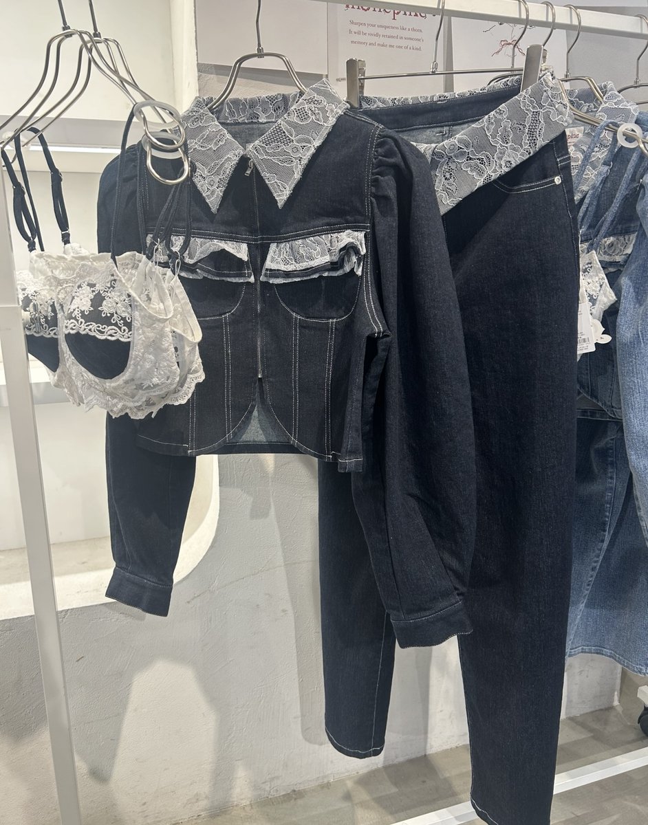 アンティローザ かきぶちもものさんがディレクターの新ブランド