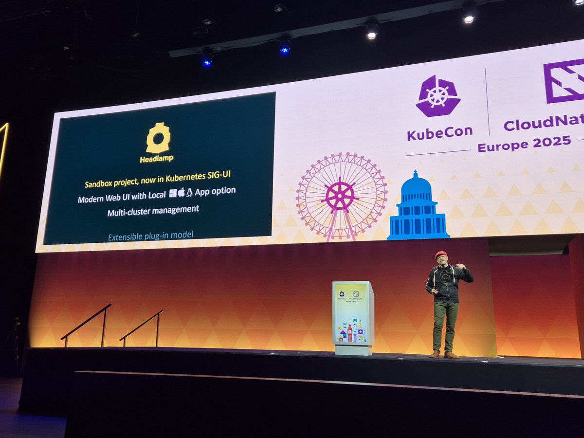 Great keynote by @ahrkrak about the future of UX in Kubernetes. Headlamp is committed to help move towards a UI for every Kubernetes user and project!