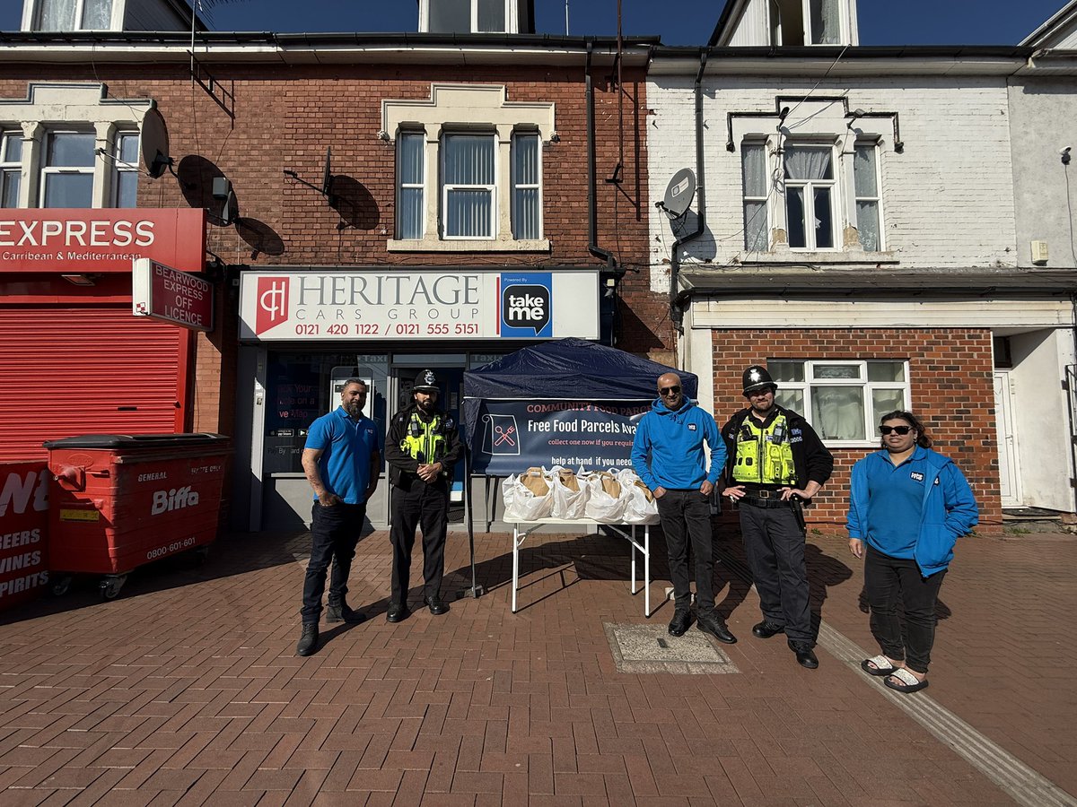 TakeMe (@takemegroup) on Twitter photo The food bank here at Heritage Taxis here in Smethwick is open. First Wednesday of every month. With <a href="/SmethwickWMP/">Smethwick Police</a> supporting. Pop down 11-1pm.
#takeme #foodbank The food bank here at Heritage Taxis here in Smethwick is open. First Wednesday of every month. With <a href="/SmethwickWMP/">Smethwick Police</a> supporting. Pop down 11-1pm.
#takeme #foodbank