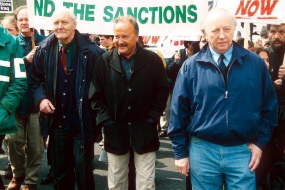 georgegalloway's tweet image. The late great Tony #Benn would&apos;ve been 100 tomorrow. He was the greatest influence on my political life between late 1971 until I attended his funeral in 2014. He was noble brilliant and quintessentially British. Innovative, ahead of his time, and utterly courageous. Cont/