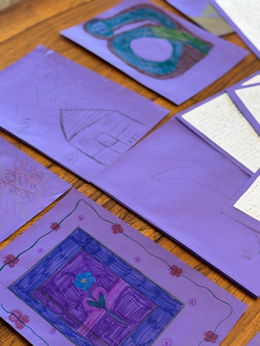 What a lovely surprise in the mail today: letters from grade 4 students from St Francis Catholic Primary School in Tannum Sands (QLD). So many nice messages and good wishes for Pope Francis. I know he'll be moved when I share these with him at our first meeting.