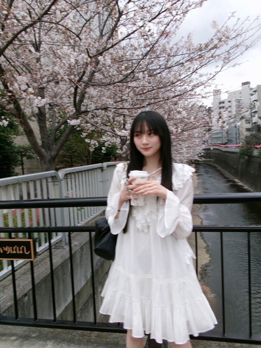 乃木坂46川﨑桜ちゃん着用 SNIDEL コットンライクラッフルカラーチュニック 💜#乃木坂46 #川﨑桜 ちゃん着用 □ SNIDEL コットンライクラッフル