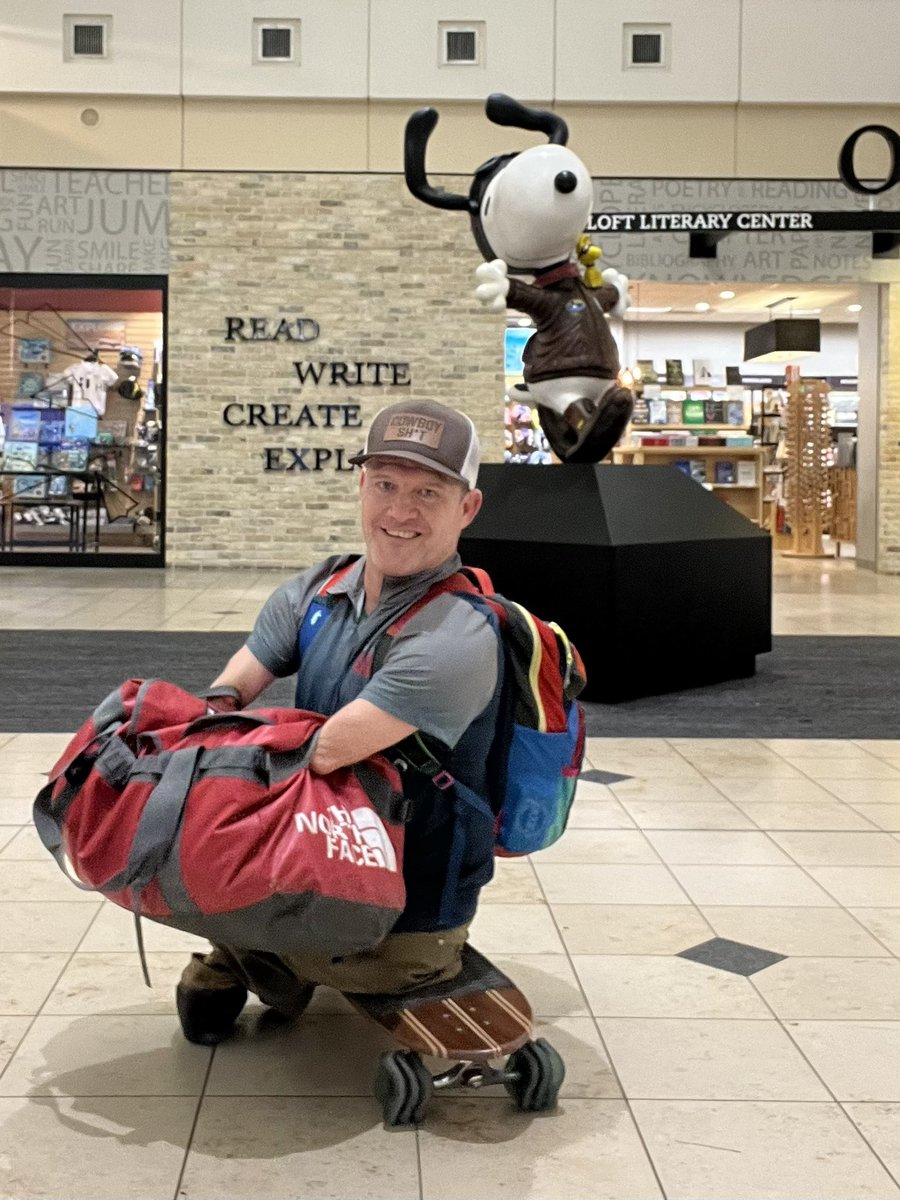 Can you guess the airport?
Headed home after spending the past couple days with Fairmont Veterinary Clinic and learning about the swine industry. A sector of agriculture I had very little exposure to, until now. Thank you to everyone at Fairmont. #ifican