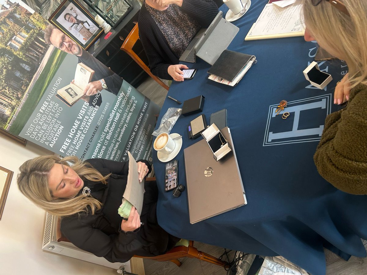 💍Our weekly Wednesday jewellery valuation day is well underway this morning! 

Every Wednesday - 10am-12pm, Elizabeth Passey is on hand in <a href="/SparrowsTearoom/">Sparrow's Tearoom</a> to assess your gold, jewellery &amp; watches 

You can consign to auction on the day!