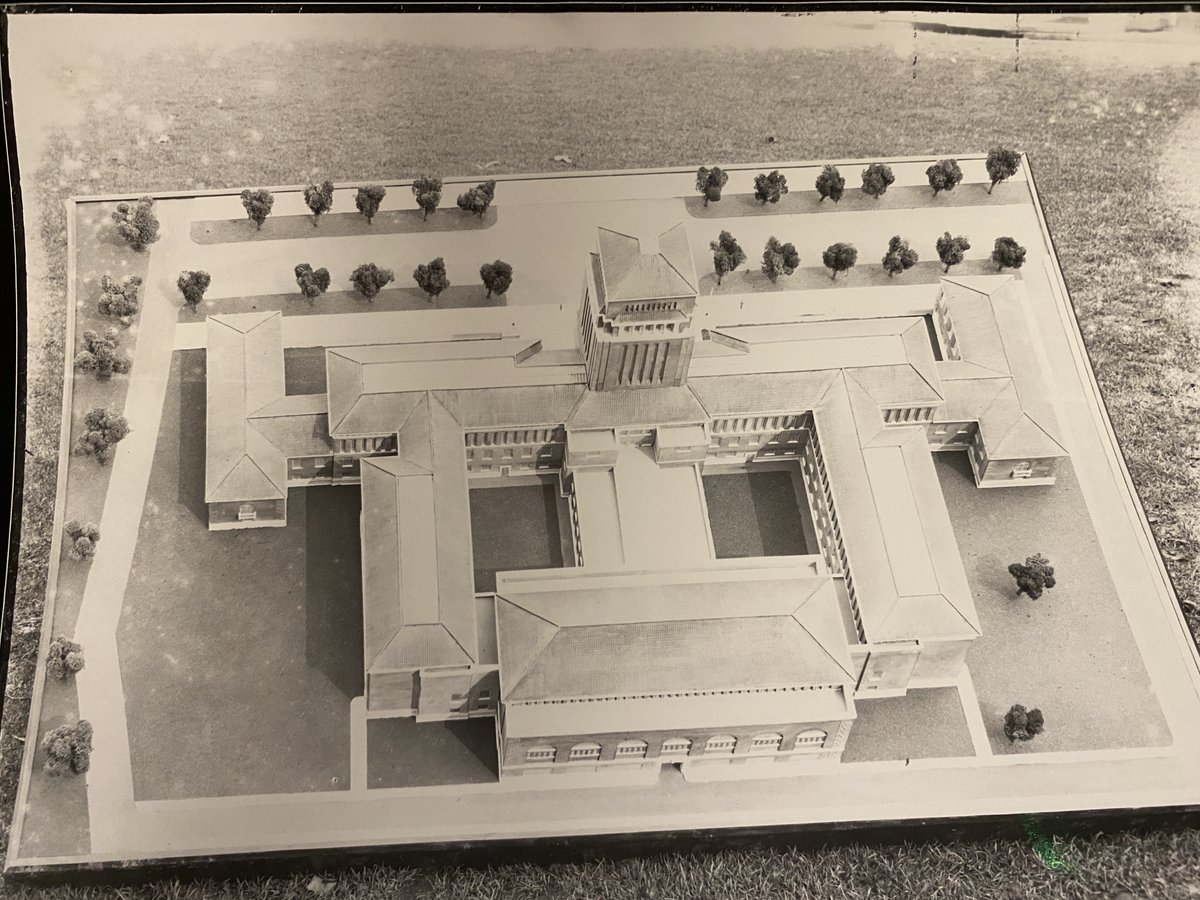 thorparchiveaub's tweet image. Usually, Thorp's models were photographed as close to eye-level as was possible, however this image of Cambridge University Library dating to 1931 shows a bird's eye view of the complex, with Giles Gilbert Scott's impressive tower at the centre of the photograph.