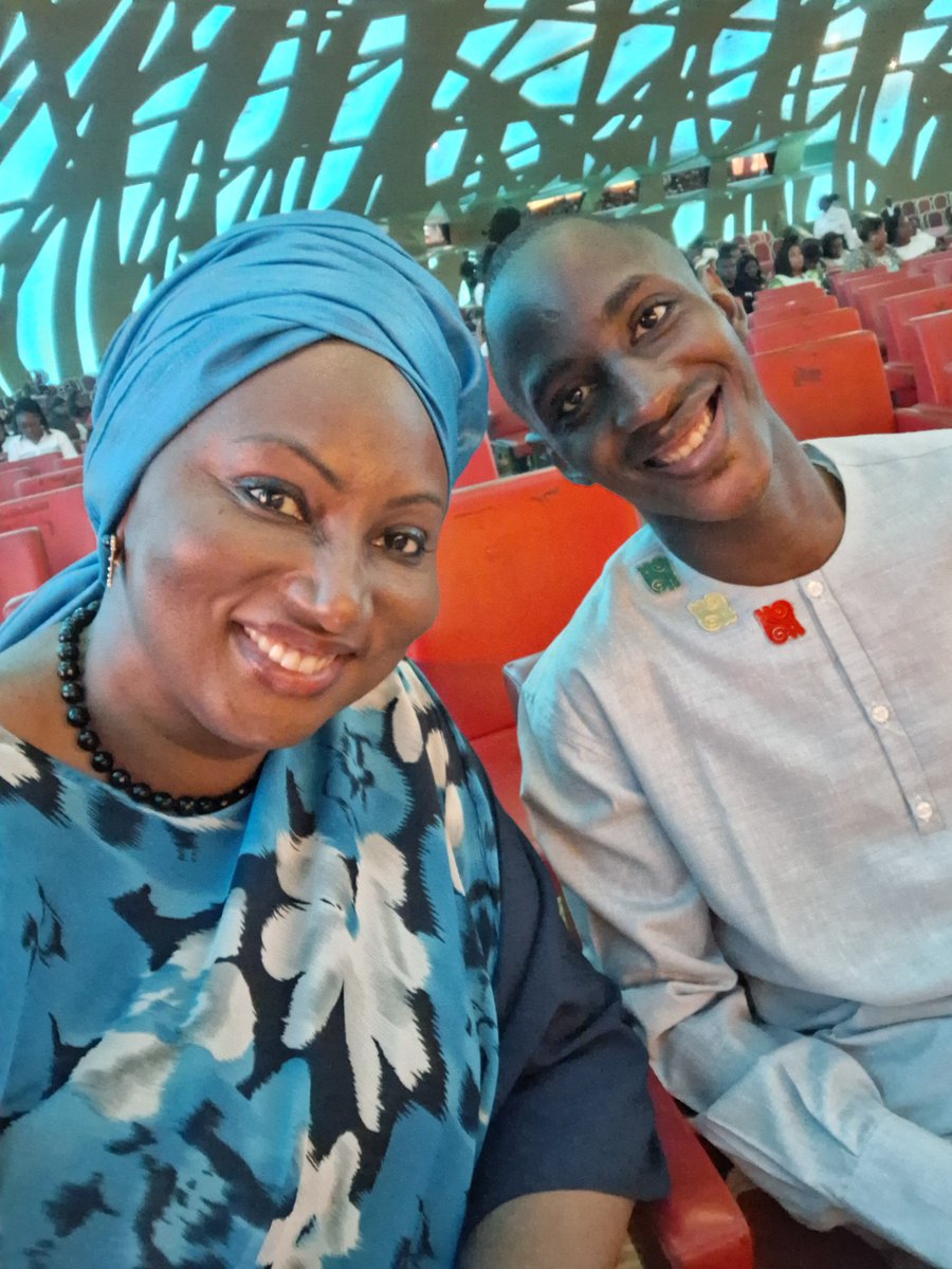 Les rêves de mon fils

En cette Journée mondiale de sensibilisation à l'autisme, j’ai envie de vous parler des rêves de mon fils, Souleymane.

Souvent, lorsque vous me croisez lors d’un événement ou même dans un cadre professionnel, vous voyez à mes côtés un beau jeune homme