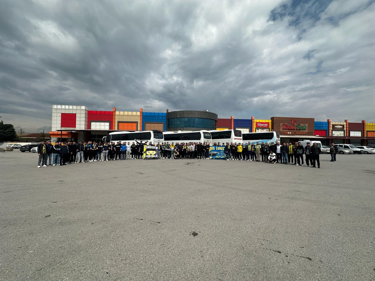 SON SÖZÜ FENERBAHÇE SÖYLEYECEK..

Fenerbahçe’mizi galatasaray karşısında son nefesimize kadar desteklemek için Kadıköy yolundayız..

#GFB06