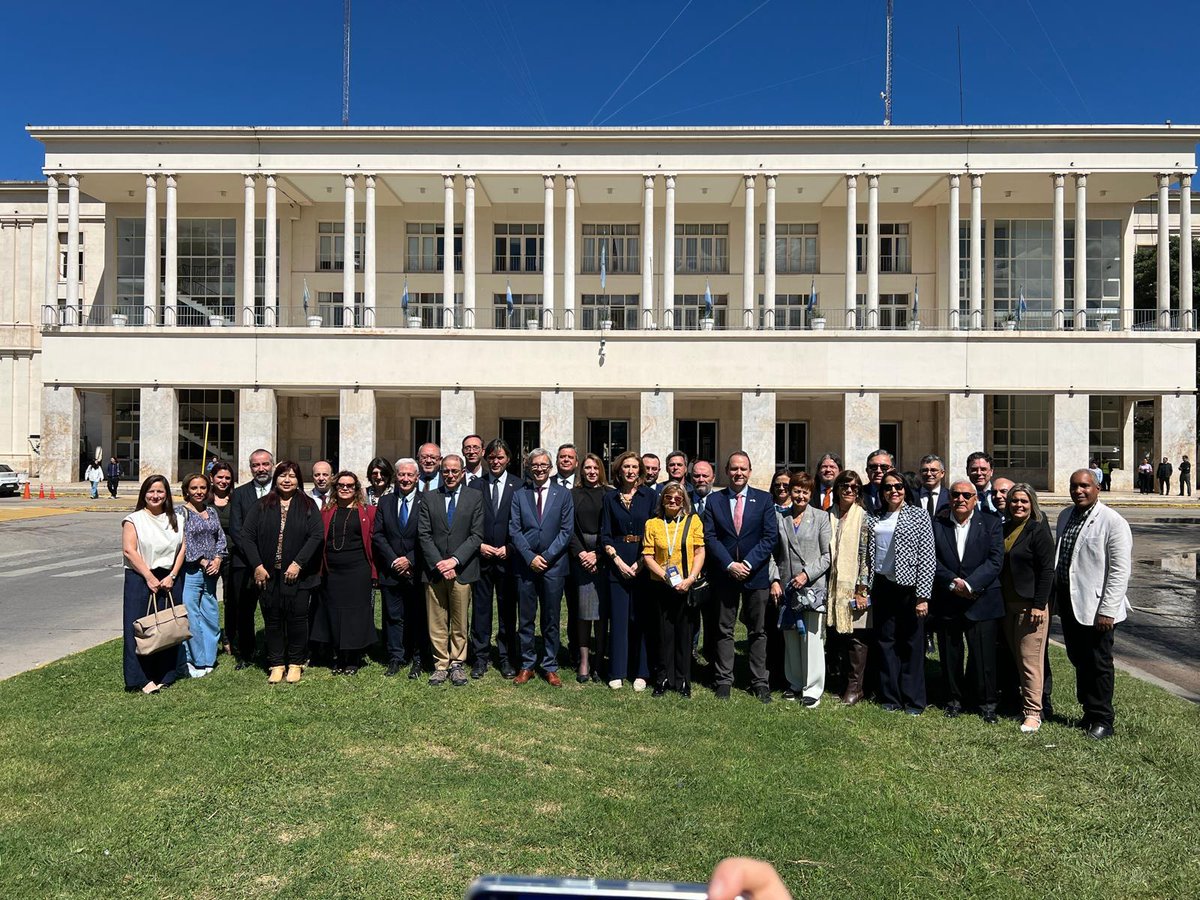 📍 Nuestro rector, <a href="/jigarper/">J. Ignacio García Pérez</a>, ha participado como vicepresidente en el comité ejecutivo y la asamblea de la <a href="/postgradoauip/">AUIP</a>, celebrados en Córdoba (Argentina).

Un espacio clave de diálogo y cooperación académica en Iberoamérica.