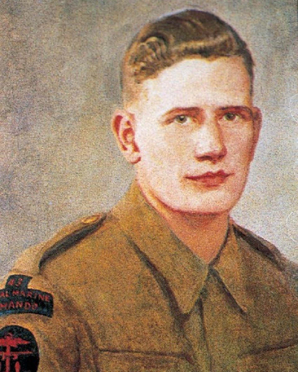 80 years ago today,  2 April 1945, 43 Commando Royal Marines took part in Operation Roast. 

One of the young Royal Marines Commandos taking part was 21-year-old Corporal Thomas Peck Hunter.

Click to read about his incredible bravery and sacrifice. 

bit.ly/3RvHfVi