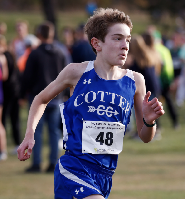 Cotter freshman Erik Semling is one of 11 SE Minnesota boys track athletes to watch this season, per Rochester Post Bulletin. As an 8th grader, he finished 2nd in state in the 3,200m (9:32.00) and 9th in the 1,600m (4:28.98). #CotterRamblers