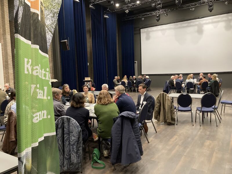 Het Groene Woud (@inhetgroenewoud) on Twitter photo Nieuwe initiatieven tijdens succesvol Werkatelier Mozaïek Dommelvallei in Son #inHetGroeneWoud <a href="/VanGoghNP/">Van Gogh Nationaal Park</a> hetgroenewoud.com/organisatie/ni… Nieuwe initiatieven tijdens succesvol Werkatelier Mozaïek Dommelvallei in Son #inHetGroeneWoud <a href="/VanGoghNP/">Van Gogh Nationaal Park</a> hetgroenewoud.com/organisatie/ni…