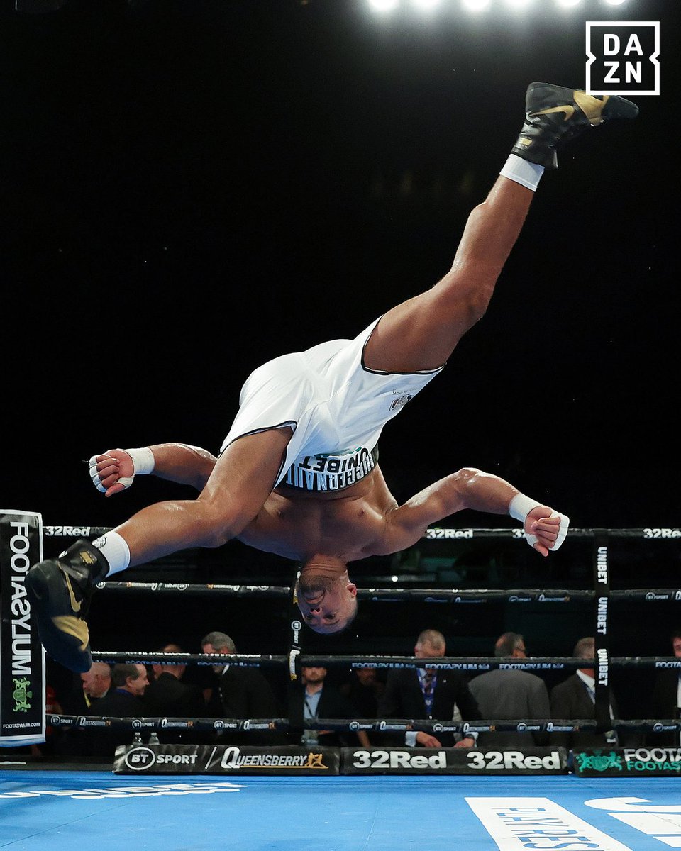 𝐂𝐥𝐚𝐬𝐬𝐢𝐜 <a href="/JoeJoyceBoxing/">Joe Joyce</a> 🤸‍♂️

Three days out from #JoyceHrgovic, Live on DAZN