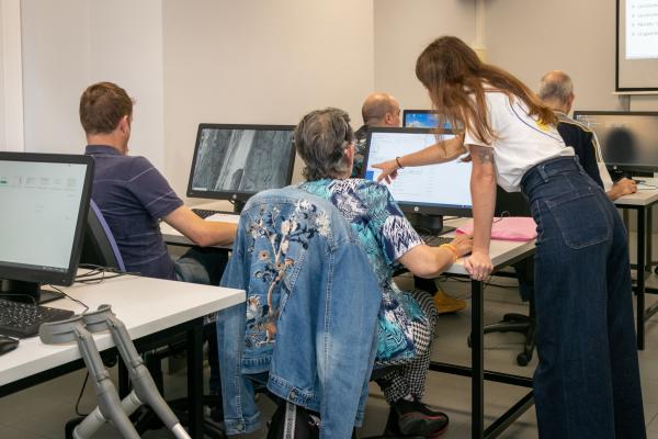 📢Enfoque integral👉inclusión sociolaboral
👉#DfaInserta: Mejorar #empleabilidad de #personascondiscapacidad y acercar realidad a #empresas
📌Y en #FIIS para personas con #discapacidadintelectual
Más info➡️tinyurl.com/4jrr92wc
*Incluidos en #ISPEDIS.Programa de FSE+2021-2027