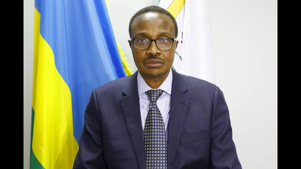 BPlusTvRwanda's tweet photo. #BPlusnews: Minisitiri ushinzwe Ibikorwa byâUbutabazi, Maj Gen (Rtd) Albert Murasira, yatangaje ko uduce 522 turimo inzu ibihumbi 22, dutuwe nâabageze ku bihumbi 100, hakaba na hegitari ibihumbi 25 zikorerwaho ubuhinzi biri mu byo #MINEMA ihozaho ijisho. https://t.co/bKfRsCFk87