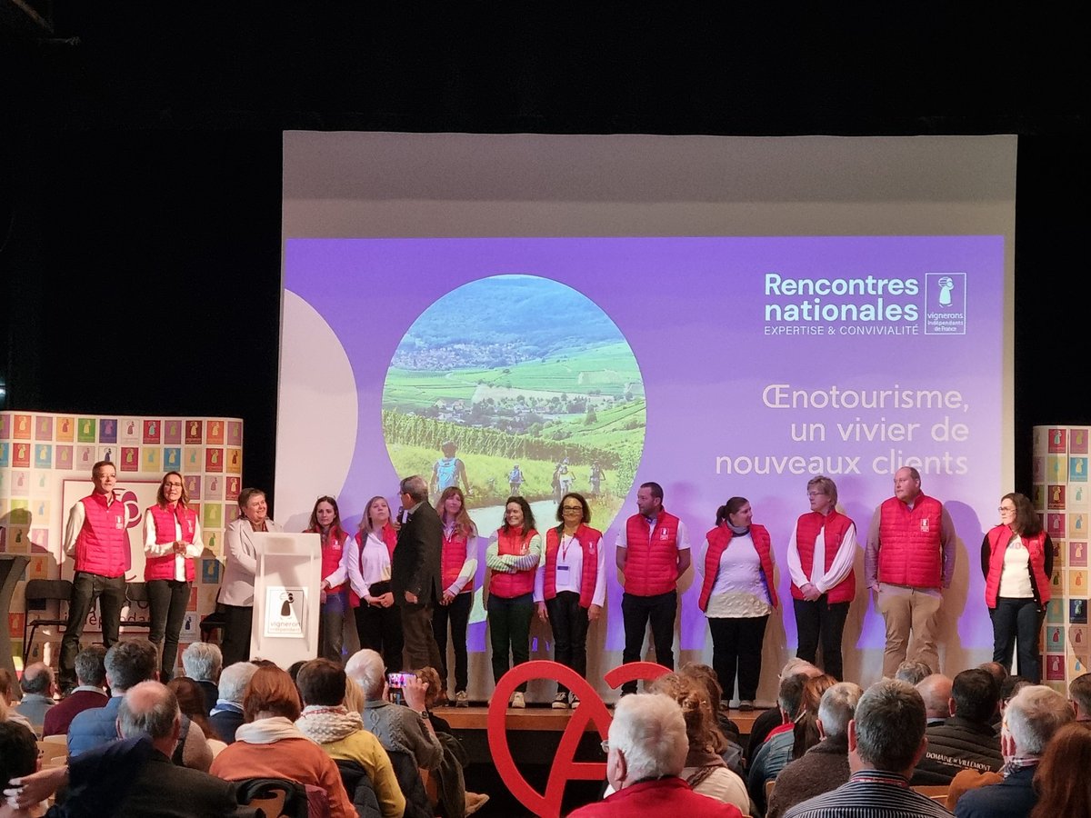 Vignerons Indépendants de France (@vigneronindep) on Twitter photo #rencontres2025: l'oenotourisme, au coeur de notre modèle, levier stratégique pour les TPE <a href="/vigneronindep/">Vignerons Indépendants de France</a>, pour les vignobles et pour les territoires!
➡️ Structurer l'offre, ambition que nous portons avec <a href="/n_delattre/">Nathalie Delattre</a> pour faire de la 🇨🇵 la 1ère destination européenne d'ici 2030! #rencontres2025: l'oenotourisme, au coeur de notre modèle, levier stratégique pour les TPE <a href="/vigneronindep/">Vignerons Indépendants de France</a>, pour les vignobles et pour les territoires!
➡️ Structurer l'offre, ambition que nous portons avec <a href="/n_delattre/">Nathalie Delattre</a> pour faire de la 🇨🇵 la 1ère destination européenne d'ici 2030!