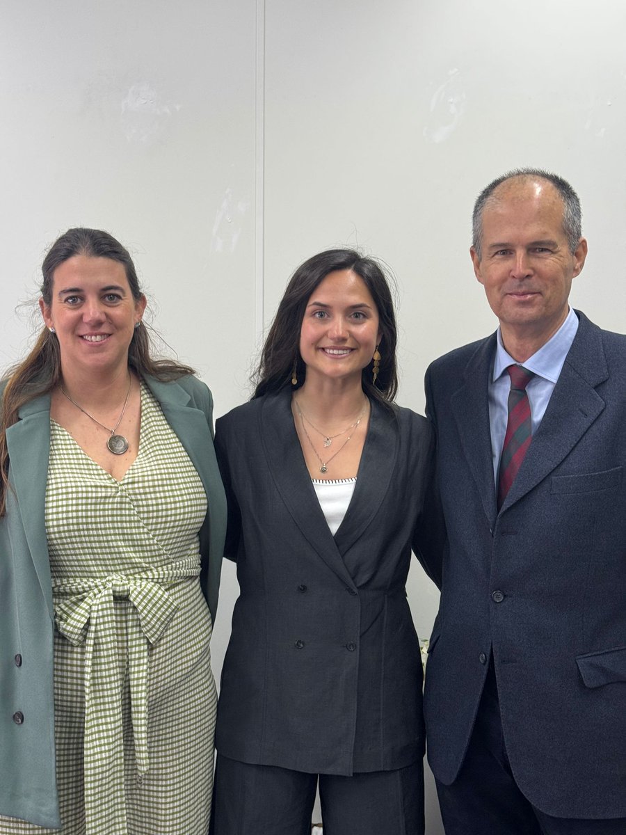 DOYCAG's tweet image. 🎉Felicidades a la nueva doctora, la Dra. Cristina Arumí Planas (@CArumi_Planas)🎉 Ayer defendió su tesis "Variability of the Meridional Overturning Circulation in the South Atlantic and Pacific Oceans"🌊 dirigida por Dr. Alonso Hernández y Dra. Lola Pérez
@IOCAG1 @ulpgcresearch