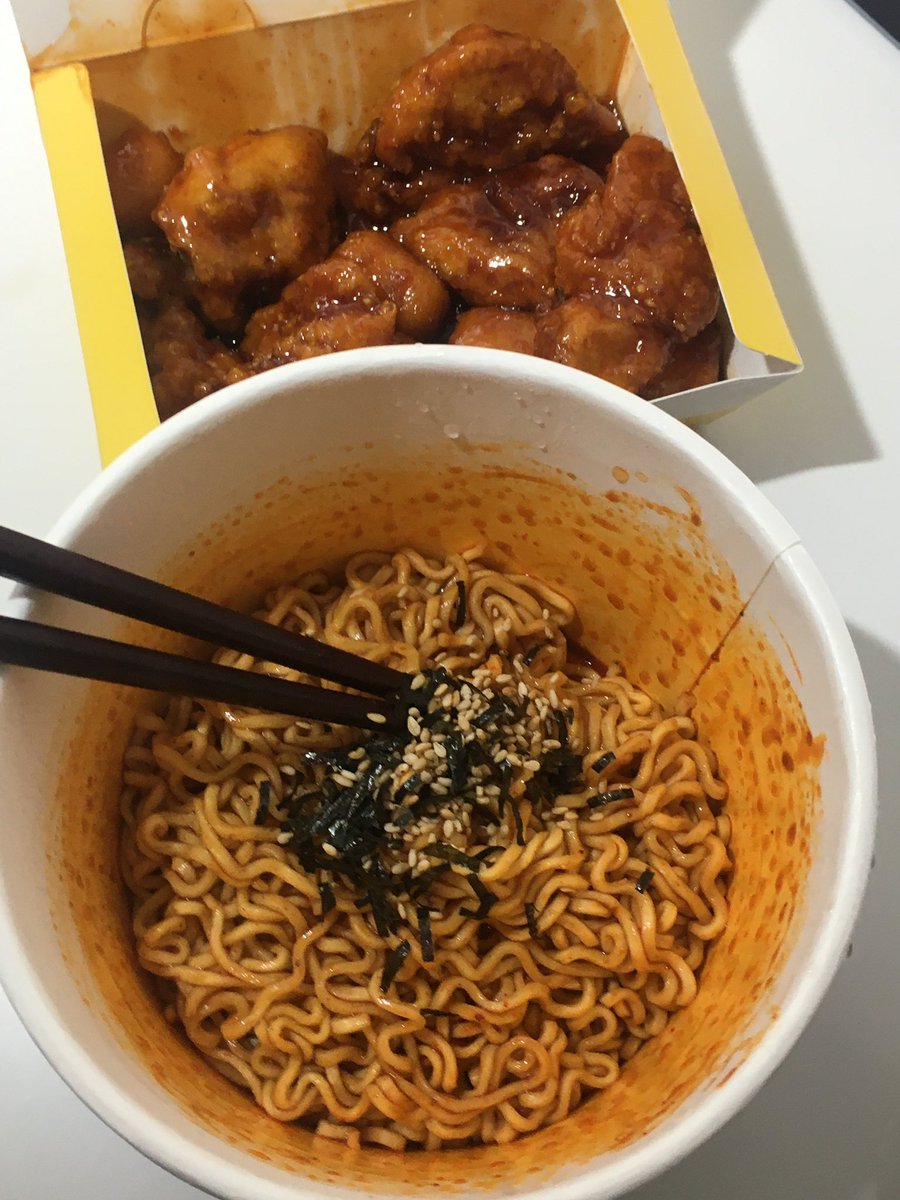 저 오늘 자유롭게~
자휴때렸어요