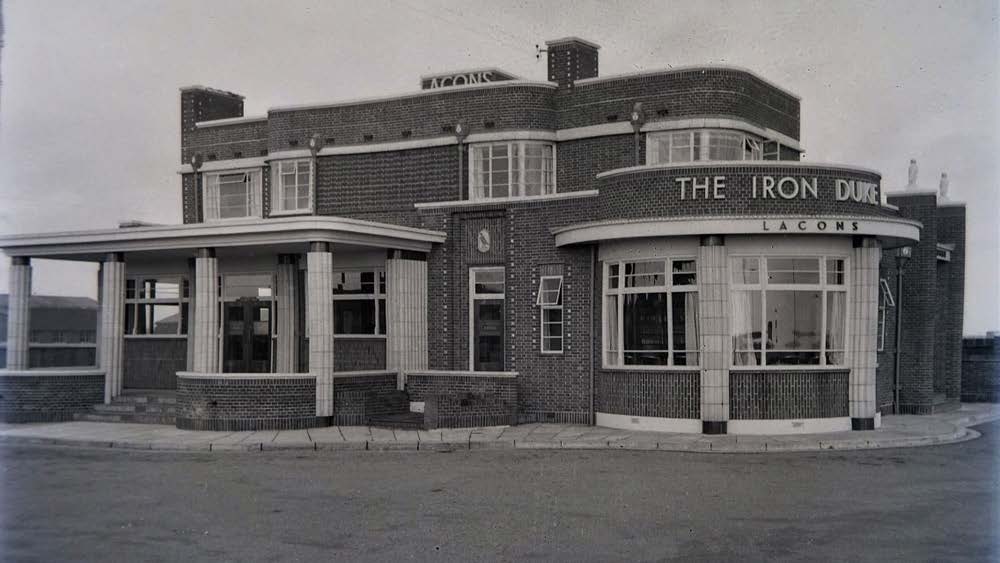 The National Lottery Heritage Fund Midlands & East (@heritagefundm_e) on Twitter photo Funding news!📢We’ve awarded <a href="/GreatYarmouthPT/">Great Yarmouth PT</a> £2.4m to sensitively restore The Iron Duke and give this art deco gem a sustainable future at the centre of the community. Find out more 👉
heritagefund.org.uk/projects/savin… Funding news!📢We’ve awarded <a href="/GreatYarmouthPT/">Great Yarmouth PT</a> £2.4m to sensitively restore The Iron Duke and give this art deco gem a sustainable future at the centre of the community. Find out more 👉
heritagefund.org.uk/projects/savin…