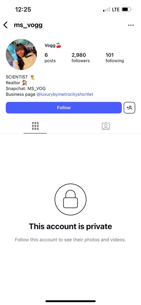 Hi everyone 
My friend was just scammed of 400k by this babe 
He was trying to book a shortlet apartment from her at Ikate Lekki 
She has blocked him and all her numbers are switched off 
Her name is msvogg and her business page is @luxurybymetrocityshortlet on IG