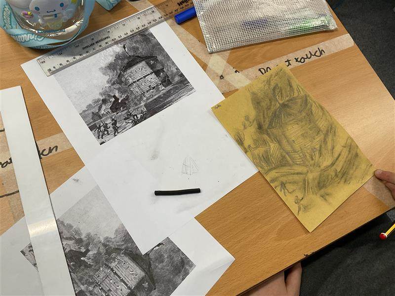 Wonderful art work from Year 6 children today during their Parent Showcase! Thank you everybody for coming! 🤩🤩🤩