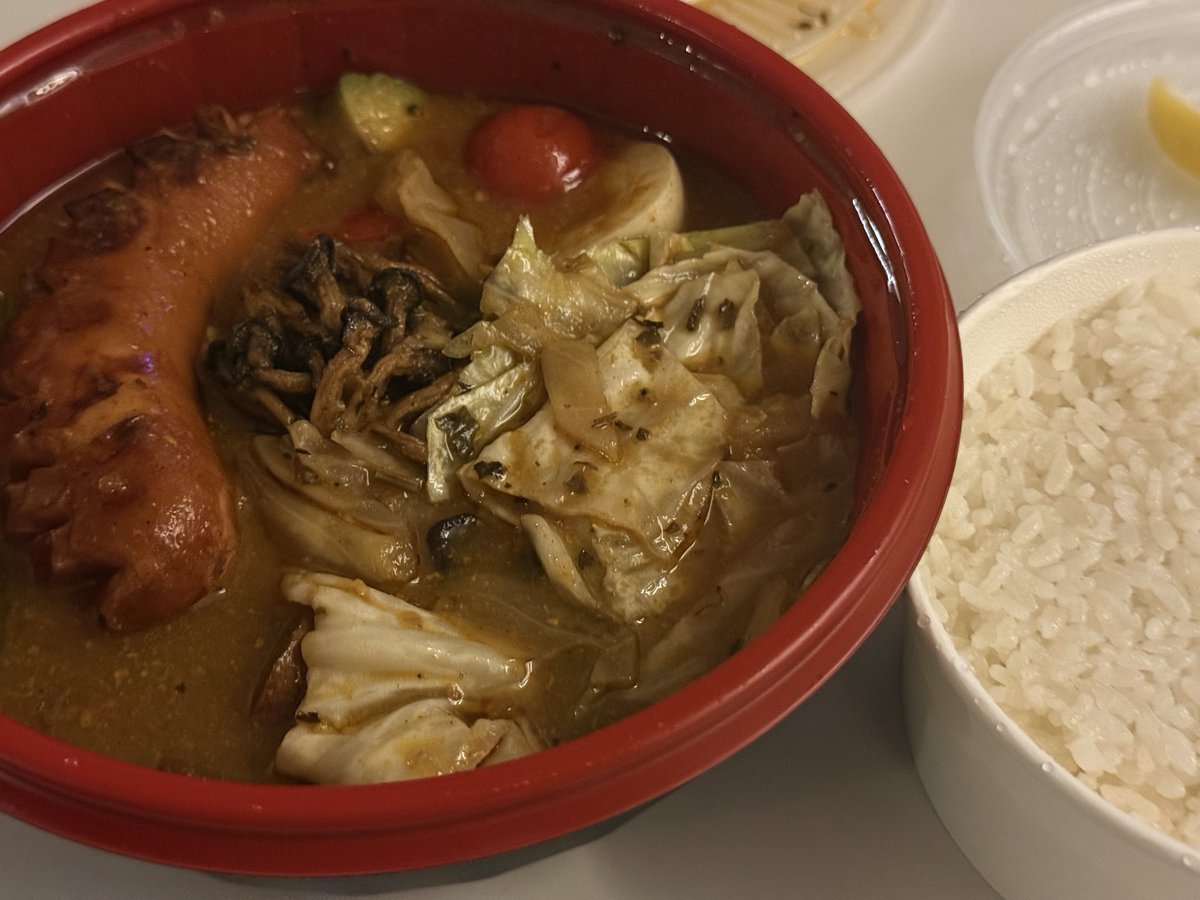 スープカレー好きすぎて月に4回くらい食べてる気がする