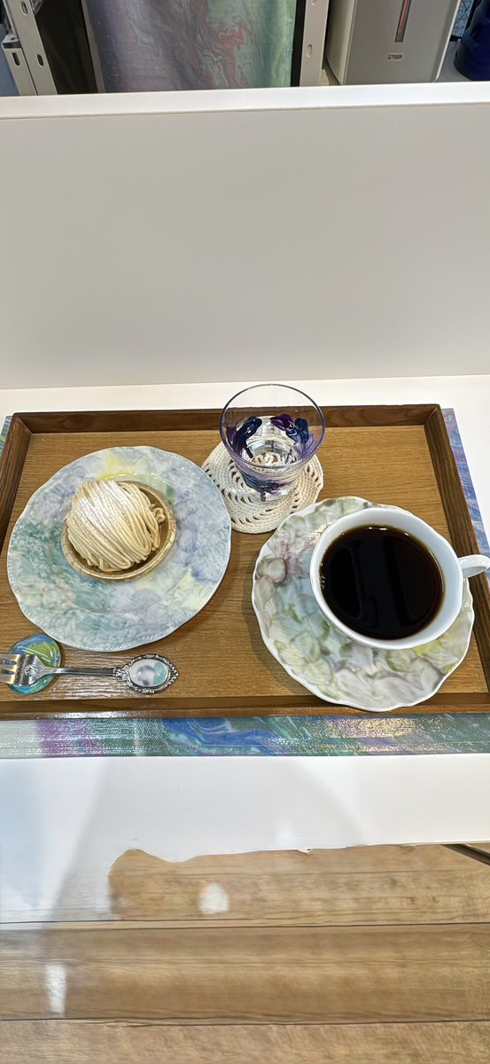 spiel14's tweet photo. 中野にあるカフェ「ソワメーム」さん

◆和栗のモンブラン

⚫︎アンドロメダ エチオピア ヤルガッチャフェ
花のような香り
酸味少なく、ほんのり甘みを感じる

#ソワメーム #soimeme
#中野グルメ https://t.co/p8K3S2OdRx