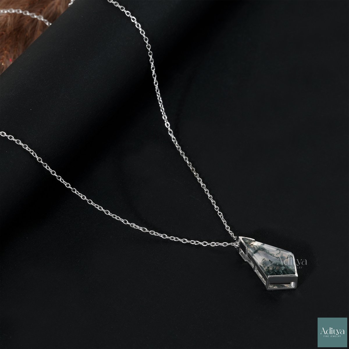 AdityaFineJewel's tweet photo. Natural Green Moss Agate Kite Shaped Necklace For Women, Sterling Silver Dainty Necklace, Unique Birthstone Jewelry, Personalized Pendant.

Like, follow for watch more product like this daily.
https://t.co/HmYrMUQfi3

Share To Your Loved Once.🥰
https://t.co/NLoRoSLBCI
#nature https://t.co/o0ivRjBGdH