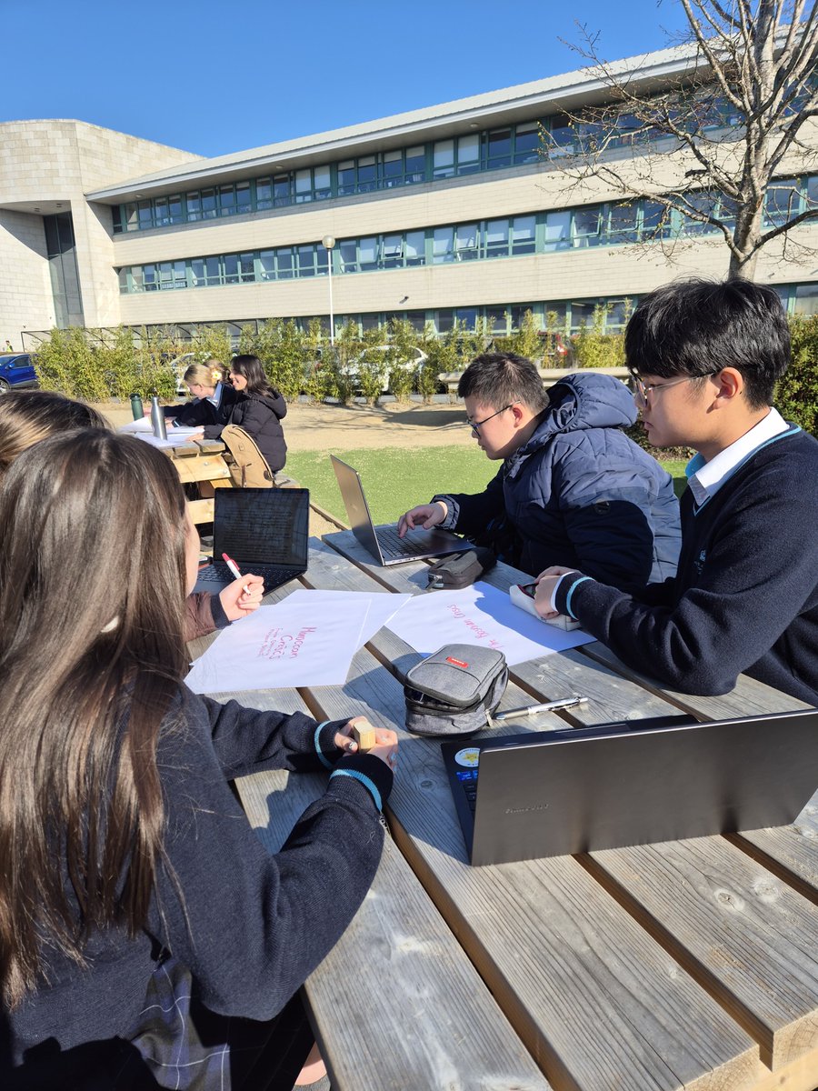 NAISDublin's tweet image. The sun is shining, the breeze is just right, and our school is alive with students soaking up the good weather while hitting the books. Who says studying can’t come with a little sunshine? ☀️ #CreateYourFuture #NordAngliaEducation #InternationalSchool #SpringVibes