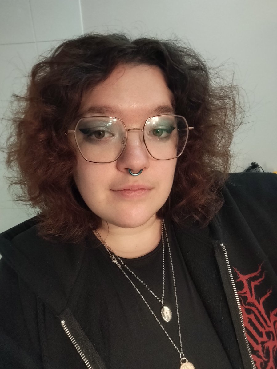 simenabriel's tweet image. J'écoute