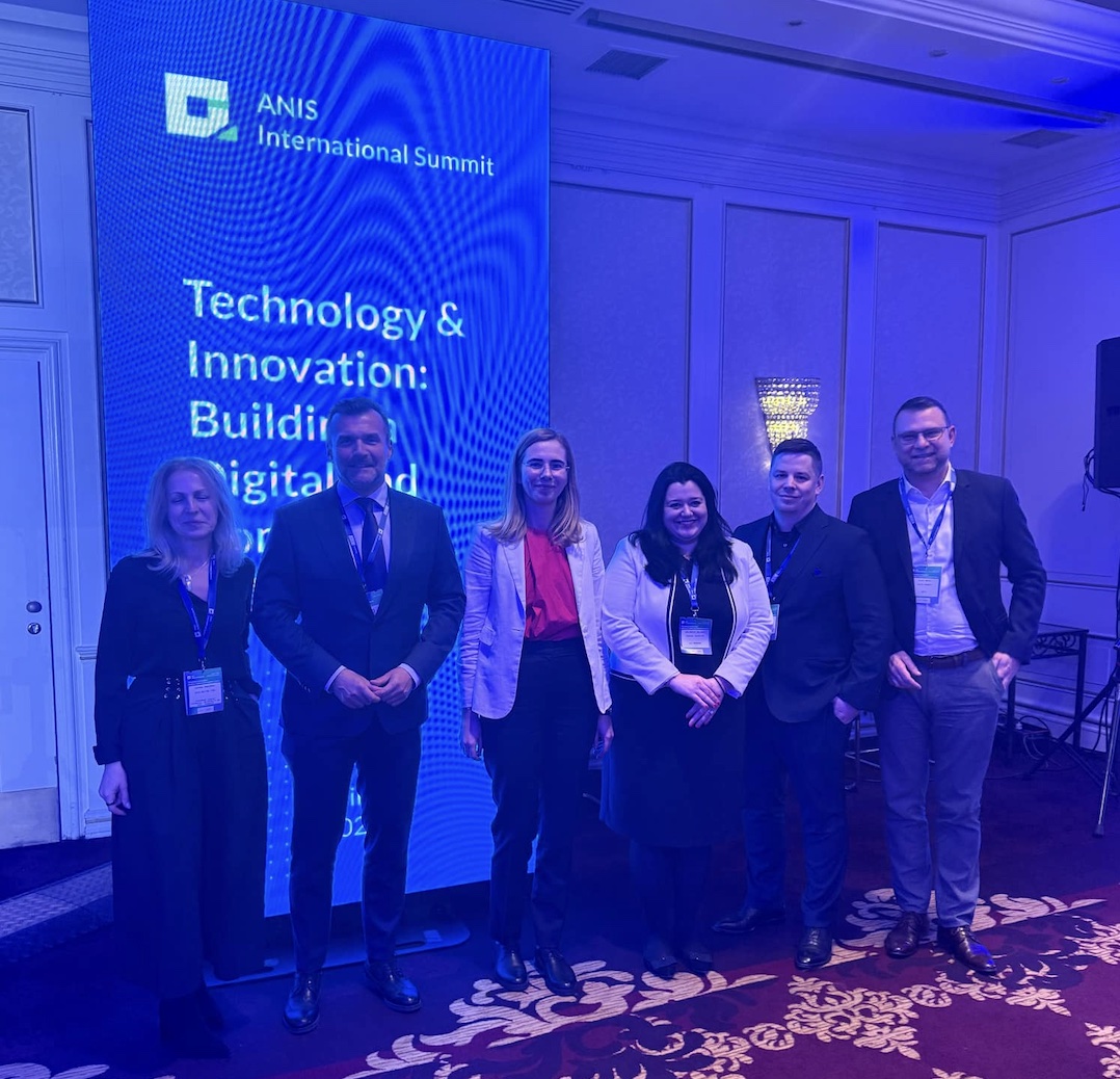 CEE Digital Coalition (@ceecoalition) on Twitter photo Today we're in Bucharest for the ANIS International Summit, hosted by <a href="/ANIS_RO/">ANIS Romania</a> – a proud member of the CEE Digital Coalition. 🇷🇴
Together with <a href="/MichaKanownik/">Michał Kanownik</a> (@ZIPSEE_Cyfrowa ) and <a href="/JaromirHanzal/">Jaromir Hanzal</a> (<a href="/aavit_asociace/">AAVIT</a>), we are representing the Coalition and strengthening ties Today we're in Bucharest for the ANIS International Summit, hosted by <a href="/ANIS_RO/">ANIS Romania</a> – a proud member of the CEE Digital Coalition. 🇷🇴
Together with <a href="/MichaKanownik/">Michał Kanownik</a> (@ZIPSEE_Cyfrowa ) and <a href="/JaromirHanzal/">Jaromir Hanzal</a> (<a href="/aavit_asociace/">AAVIT</a>), we are representing the Coalition and strengthening ties