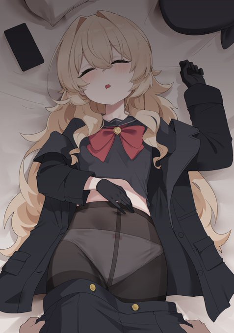 スヤスヤ教授です
寝ろ 