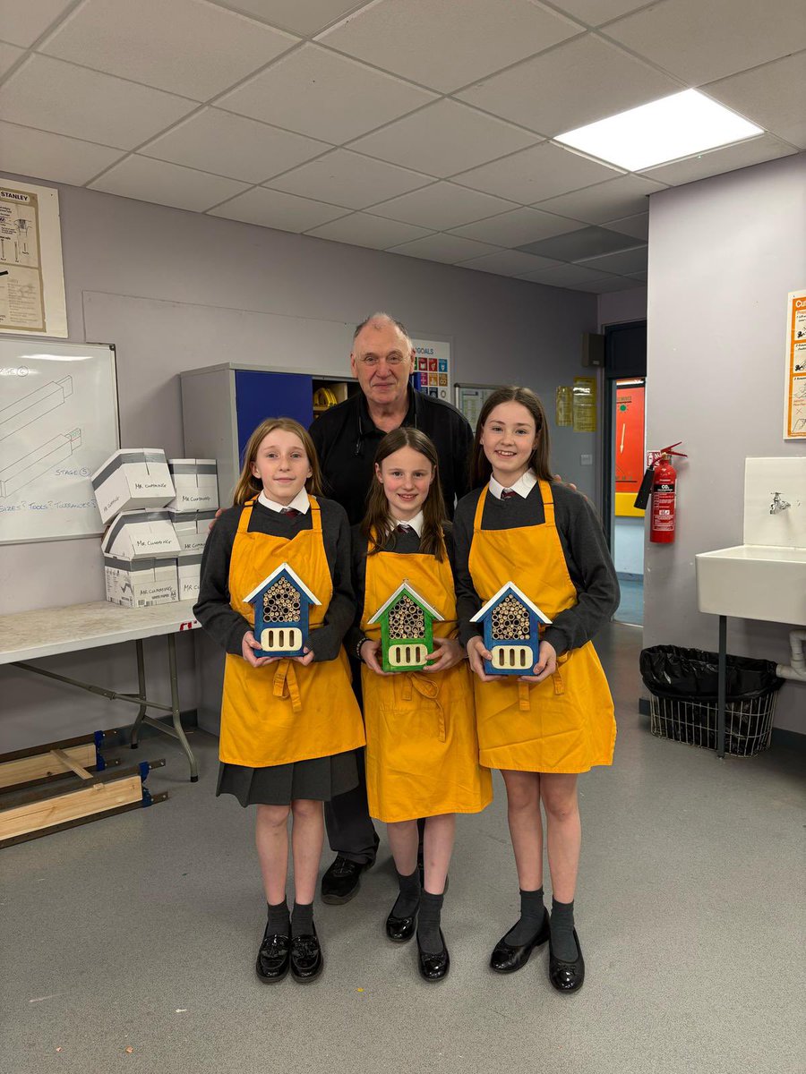 Well done to the girls on completing their bug hotels at craft club in time for Mr DeCecco finishing! <a href="/stninianshigh/">Saint Ninian's</a>