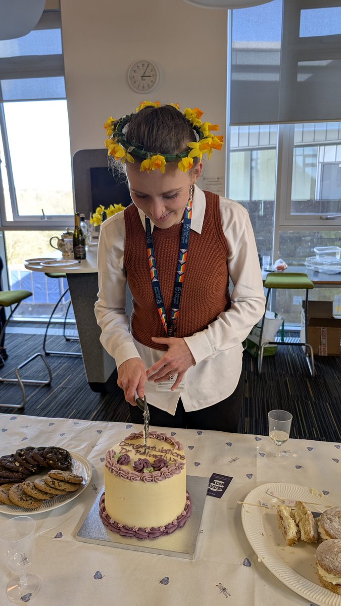 Amid the challenges of a global pandemic, Natasha joined @Castellolab and embarked on an extraordinary journey. We proudly celebrate successful defence of her thesis. Her dedication and skills provide new insights into #tRNA ligase complex in health &amp; infection. Congrats Natasha!