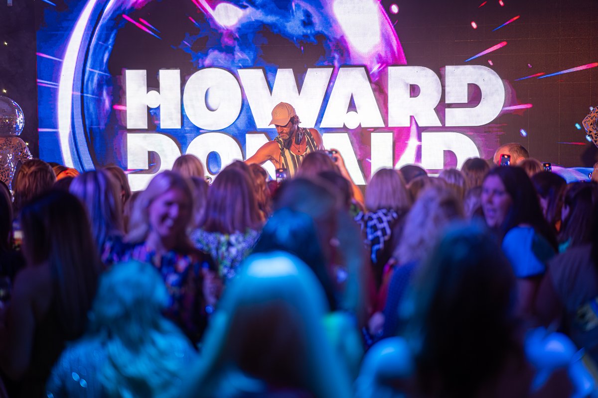 Brunch, but make it Big and Shiny! 🪩
📍Crowne Plaza Glasgow
📆 Saturday 17th May

Tickets for our Big Shiny Disco Brunch with our superstar guest Howard Donald are running low!

Fire up the group chat, round up your squad and get your tickets via &gt; catherinemcewanfoundation.com/product/big-sh…