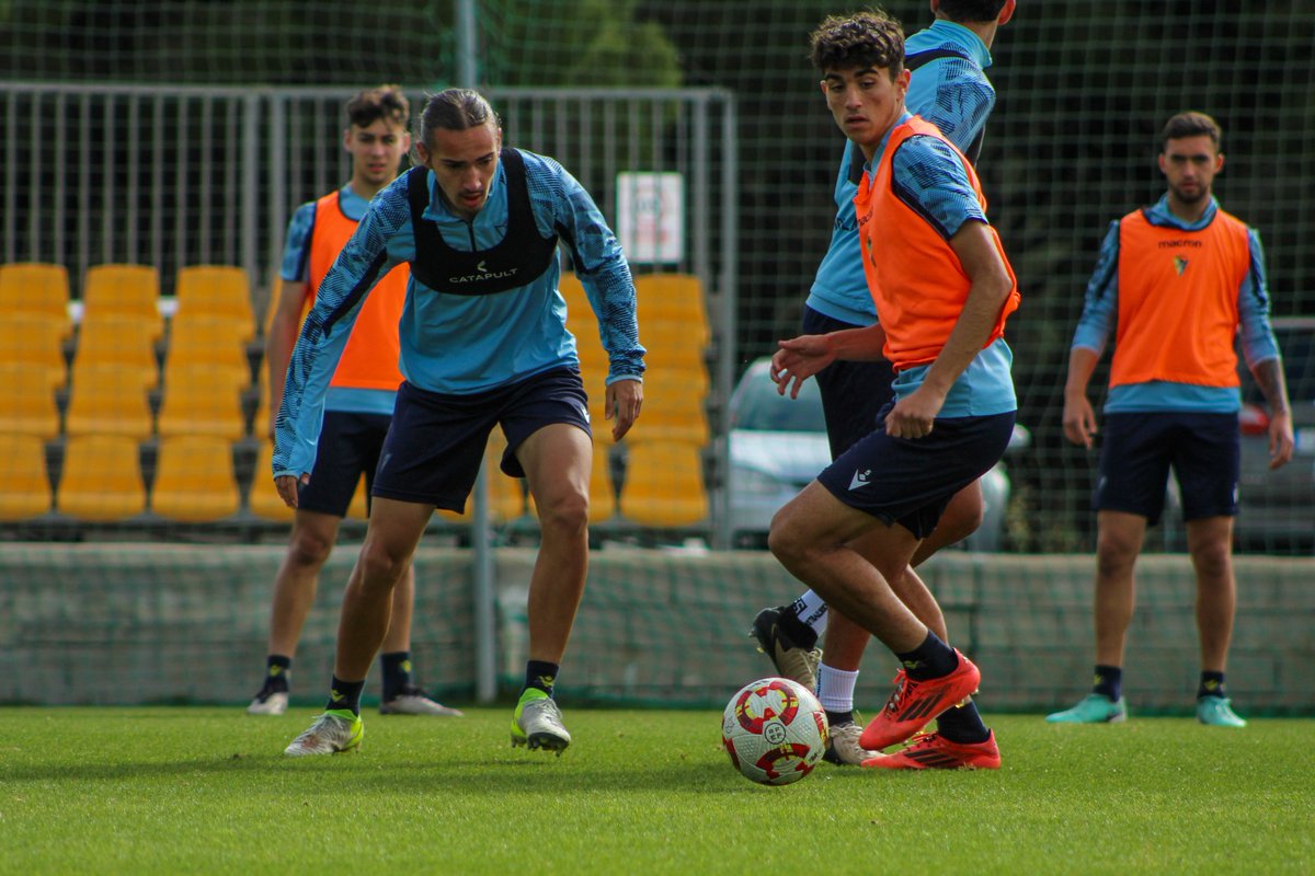 Con la mirada puesta en el sábado a las 17:00